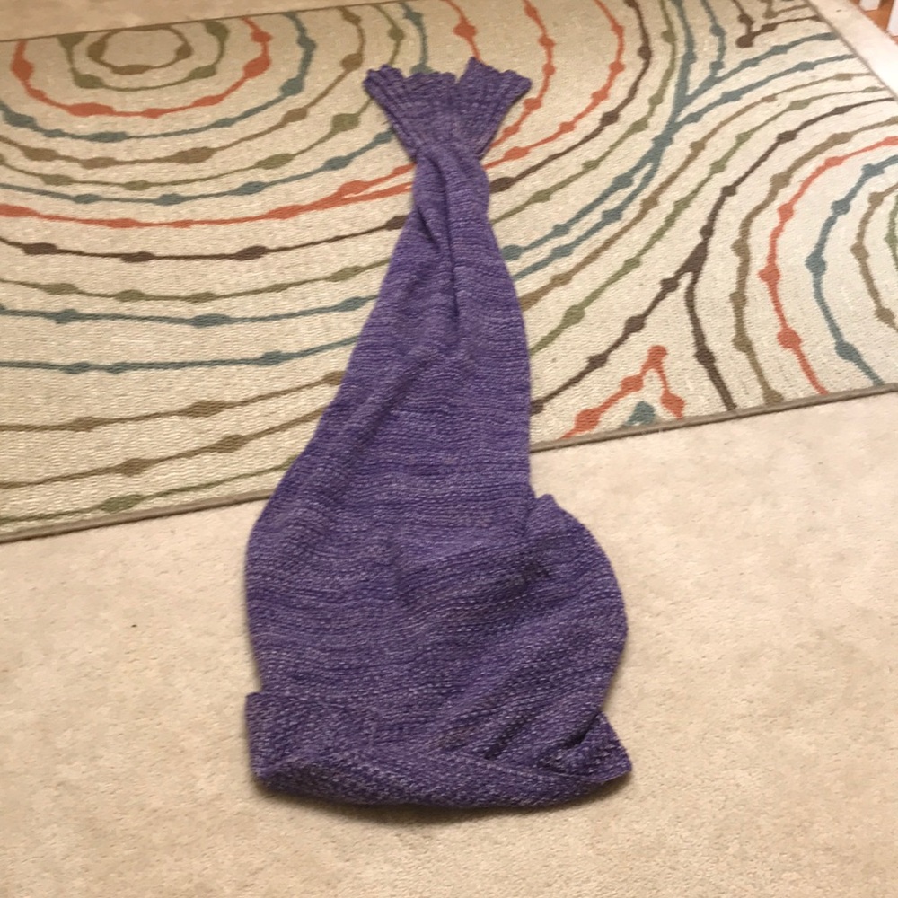 Cozy mermaid tail hand knitted
